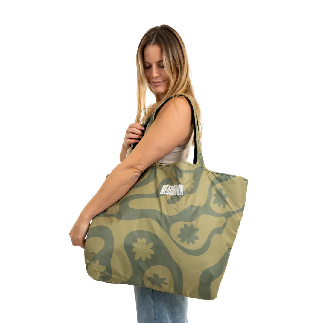 RECYCLED REVERSIBLE TOTE BAG - MINT - CORAL COLLECTION - Image 5